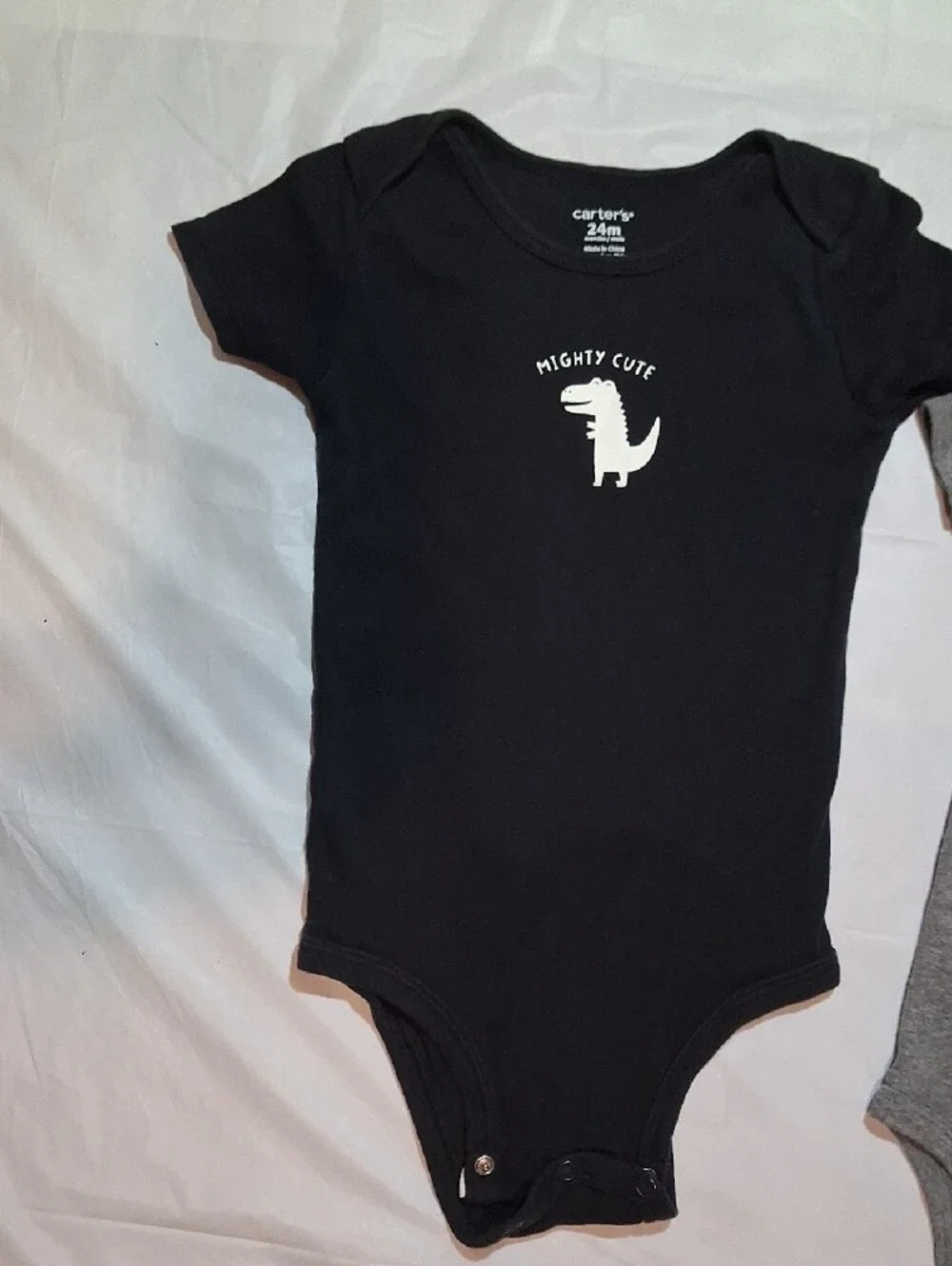 🦖 Carter's Baby Boys Dinosaur Graphic Bodysuits 24M (Set Of 2) 🦕